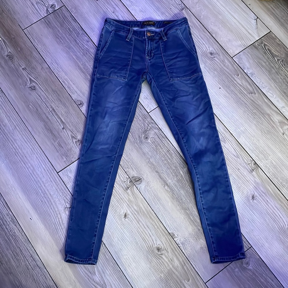 skinny jeans